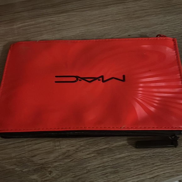 Mac makeup pouch, used. Authentic. - Picture 2 of 3